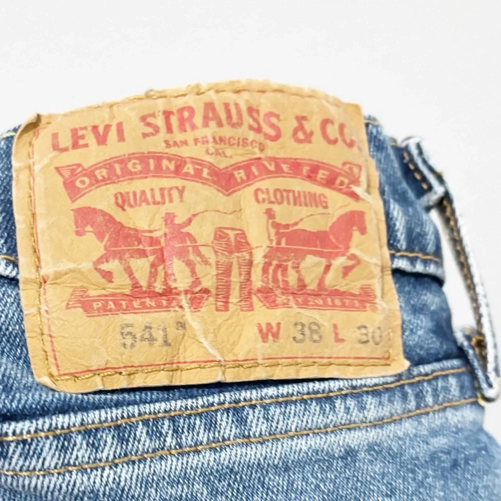 Levi's 541 Relaxed Straight Leg Jeans Mens Size‎ 38 Blue Denim